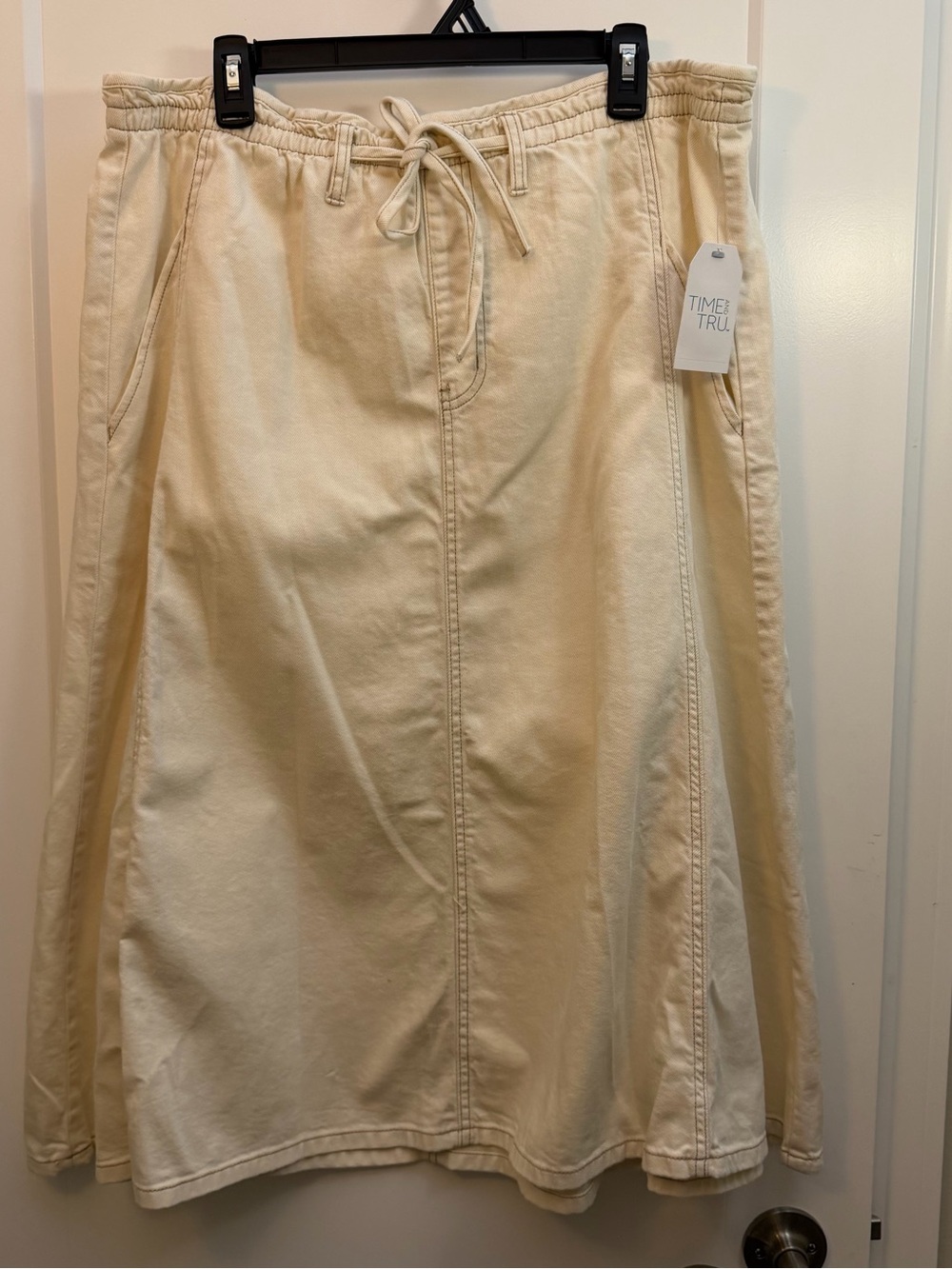 XL Cream drapey denim Skirt